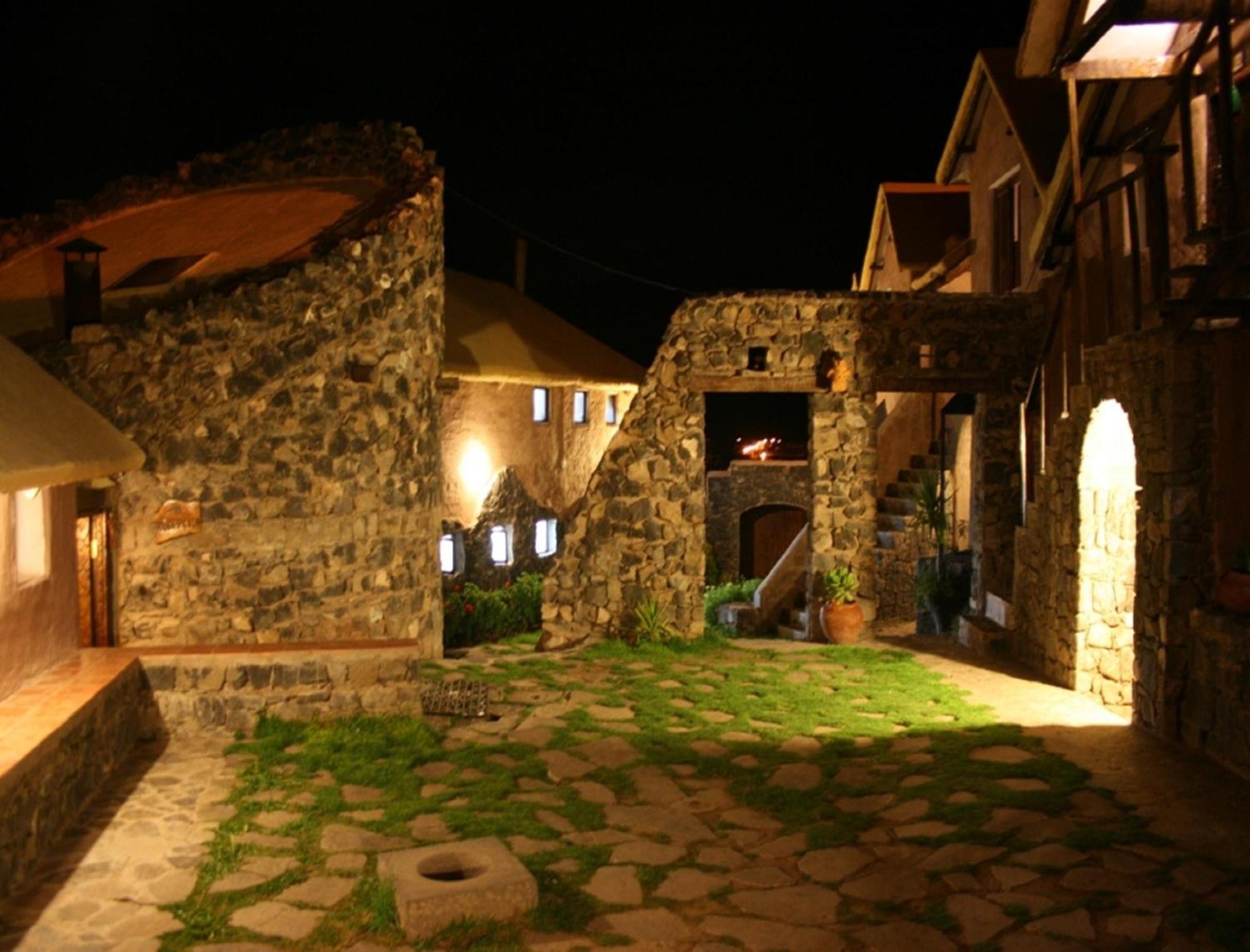 Hotel Pozo Del Cielo à Chivay Extérieur photo
