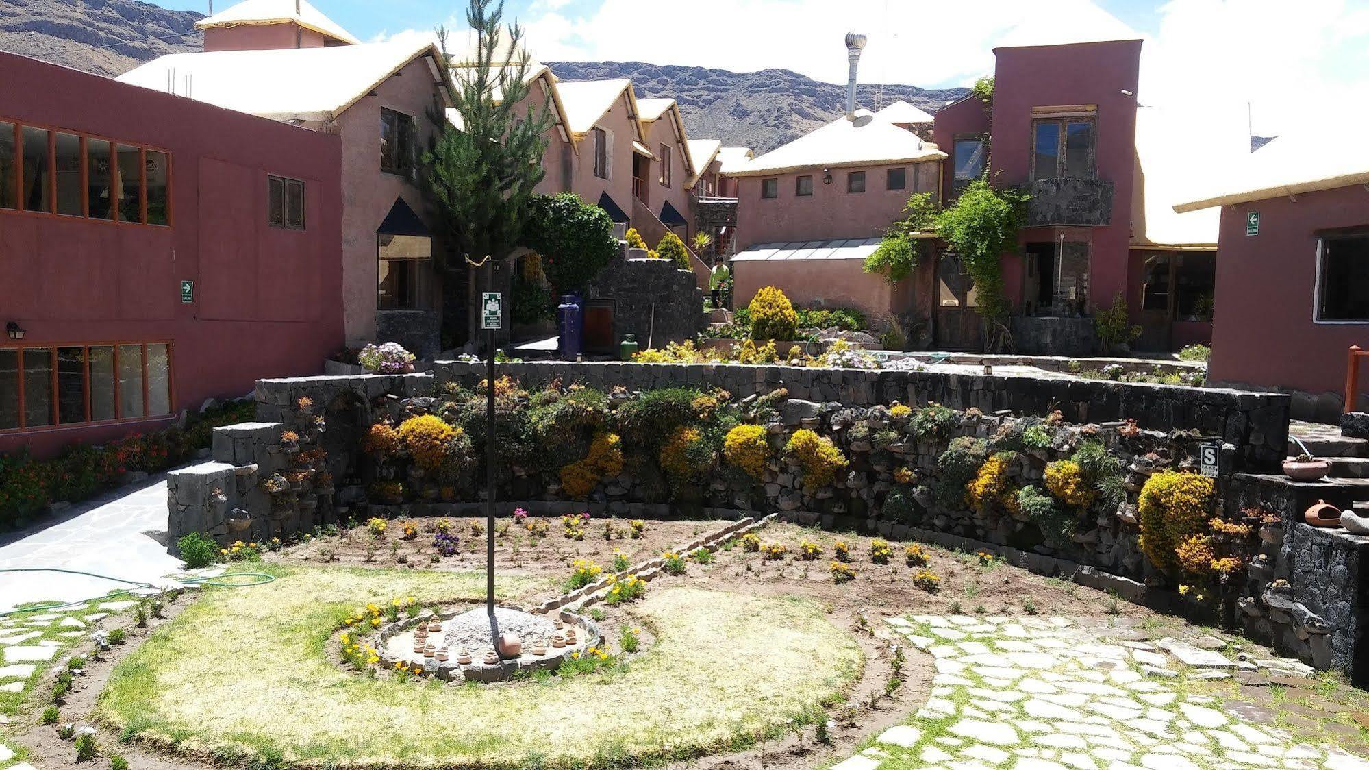 Hotel Pozo Del Cielo à Chivay Extérieur photo